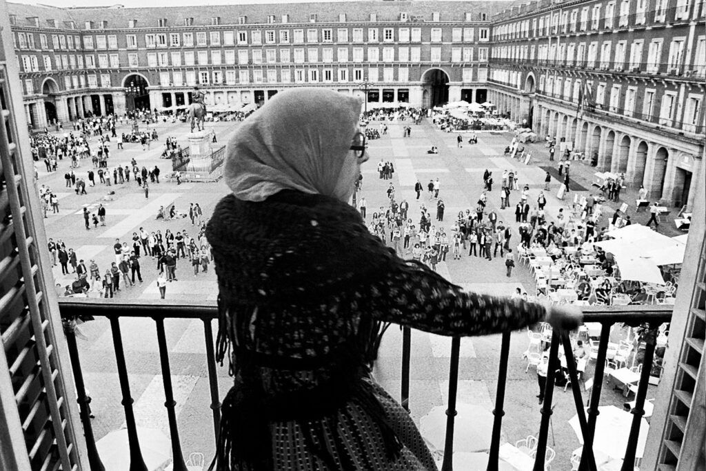 Teatro en la Plaza Mayor Nikon F80